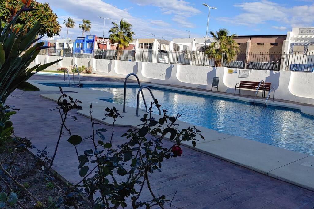 Precioso Apartamento Frente A La Playa トレ・デル・マール エクステリア 写真