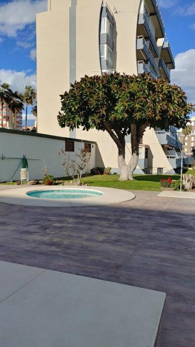 Precioso Apartamento Frente A La Playa トレ・デル・マール エクステリア 写真