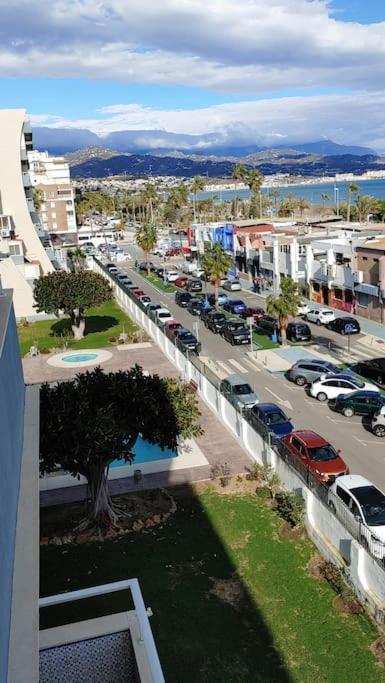 Precioso Apartamento Frente A La Playa トレ・デル・マール エクステリア 写真